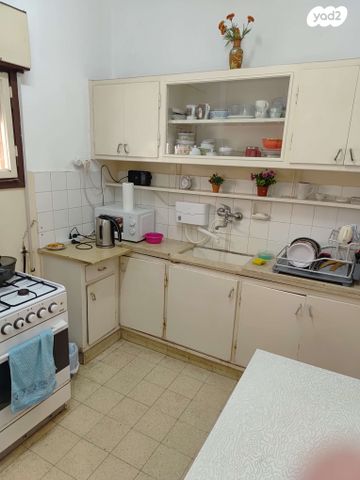 דירה, השילוח 15, גאולה, חיפה