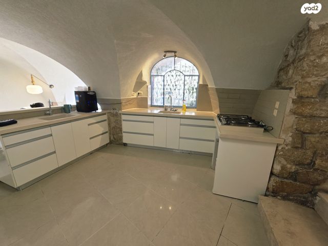 הרב מרדכי אליהו 1