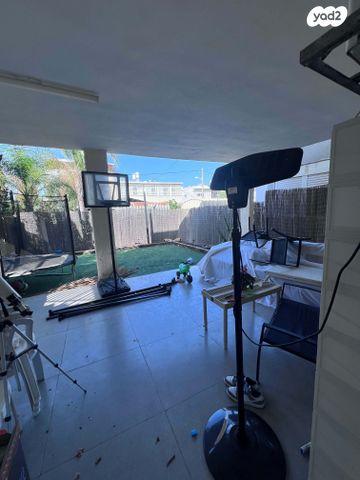 א.ד. גורדון 8