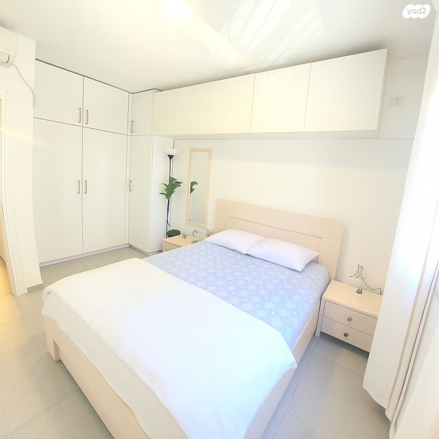 דירה, ש"י עגנון 1, נאות שמיר, יבנה