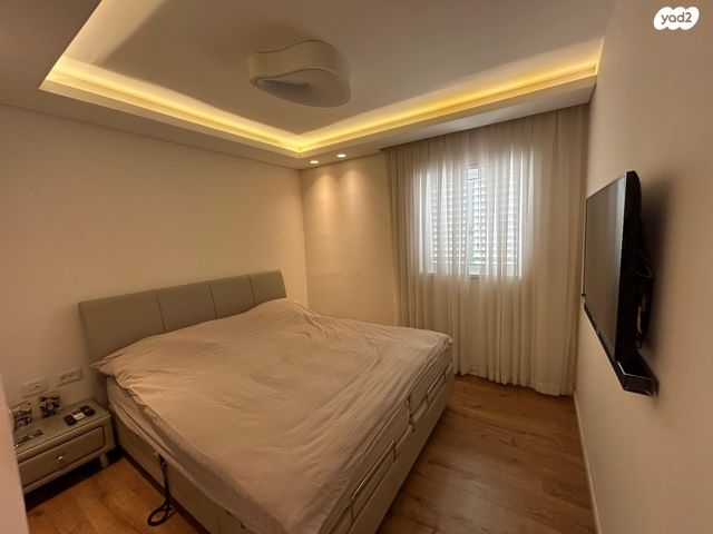 דירה, הר הצופים 29, רחובות ההולנדית, רחובות