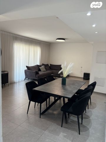 דירה, שלום דנינו 1, נתיבות מערב, נתיבות