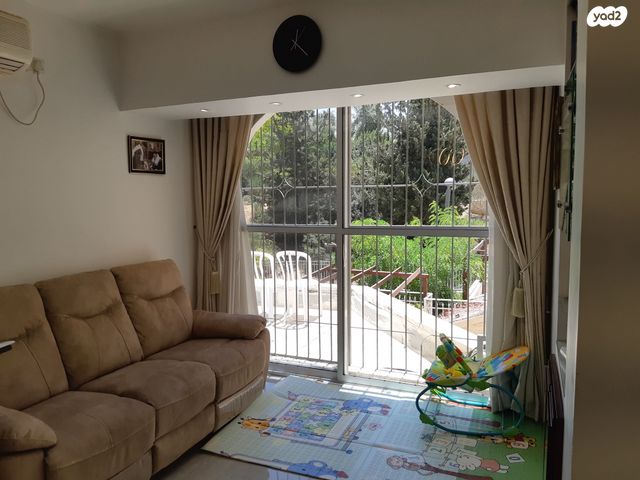 דירה, הרב ישראל שרייבר 5, רמות, ירושלים