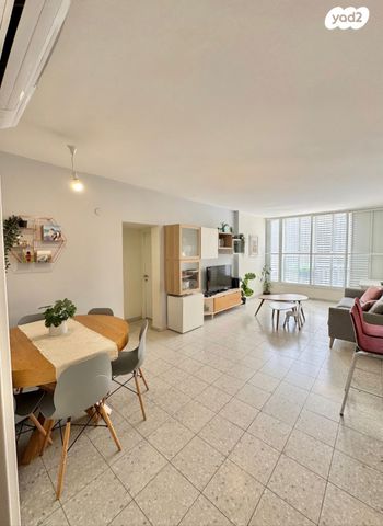 דירה, מאיר בעל הנס 25, מרום נווה, רמת יצחק, רמת גן