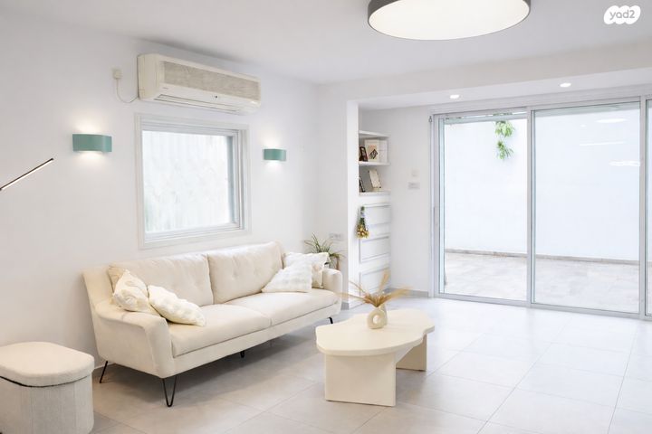 נחום סוקולוב 24