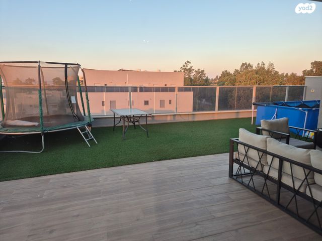 גג/ פנטהאוז, חטיבת גולני 10, האקליפטוס, בית שאן