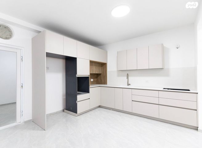 דירה, האחים טרבס 13, ד' / מערב מרכז העיר, רחובות