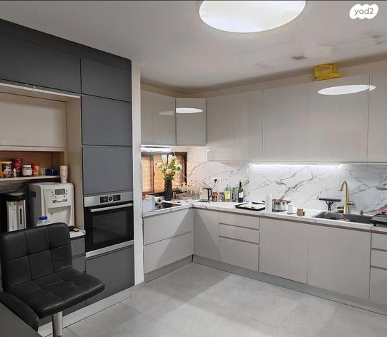 דו משפחתי, הרצל 16, מרכז העיר, קרית אתא