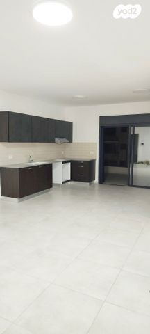 דירה, דרך השלום 6, שמעון פרס/ האצטדיון, נהריה