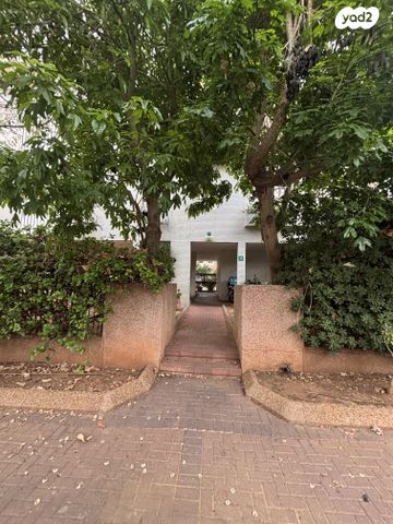 אלימלך רימלט 28