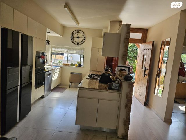 בית פרטי/ קוטג', התדהר 27, פרדסיה, פרדסיה