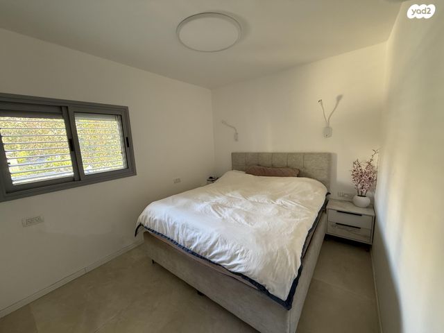 דירה, שער ציון 10, קרית שרת מערב, חולון