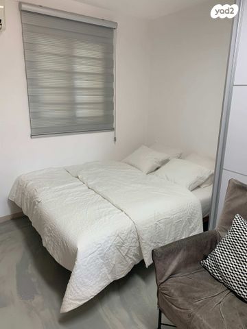 יחידת דיור, חוף הים 39, הראשונים, שלומי