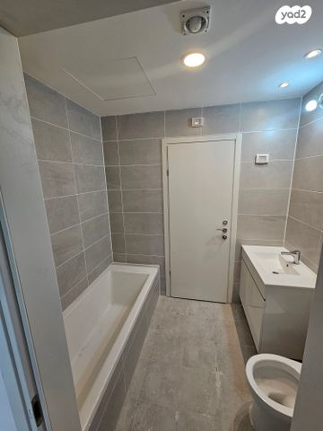 דירה, לח"י 5, שאר העיר, בני ברק