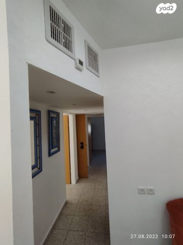 דירה, שדרות אליעזר בן יהודה 4, גולדה, אשקלון