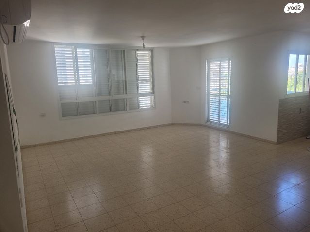 דירה, ד"ר אמיל זומרשטיין 28, צפון מערב מרכז העיר, נתניה