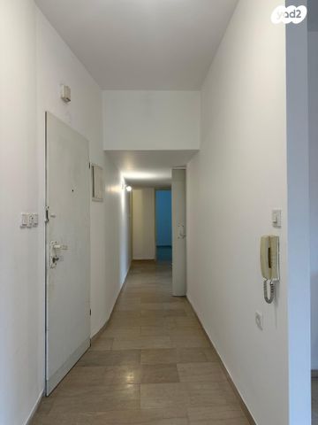 דירה, תל חי 70, נגבה, רמת גן