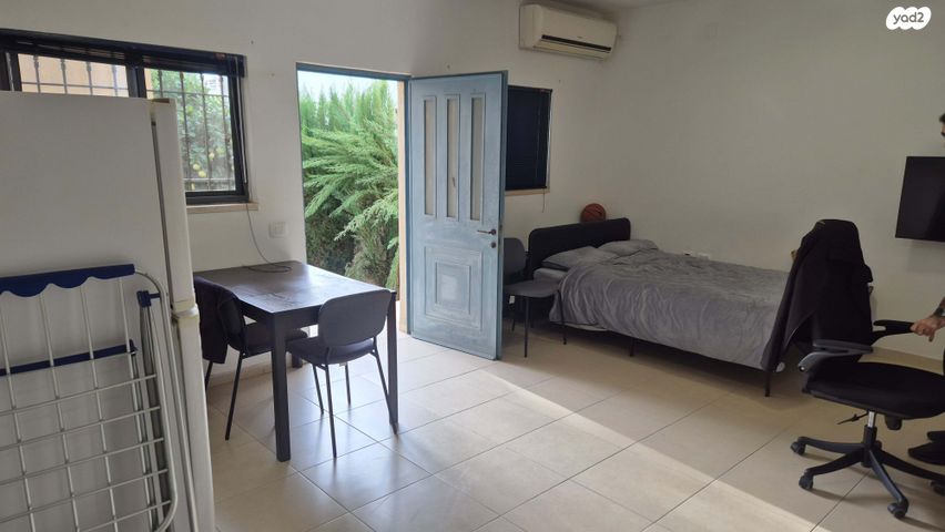 יחידת דיור, פייט מונדריאן 12, גבעת טל, קרית אתא