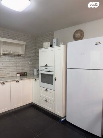 יחידת דיור, קמיל הויסמנס 8, הוד הכרמל, דניה, חיפה