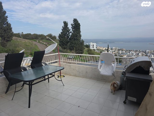 דירה, שקד 56, מורדות טבריה, טבריה