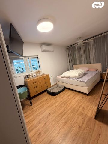 דירה, בועז 8, שכונת הראשונים, רמת גן