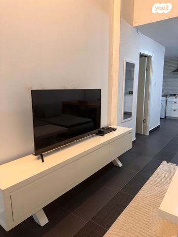 יחידת דיור, קמיל הויסמנס 8, הוד הכרמל, דניה, חיפה