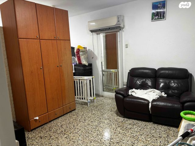 יחידת דיור, השקד 15, רמת סמל, נס ציונה