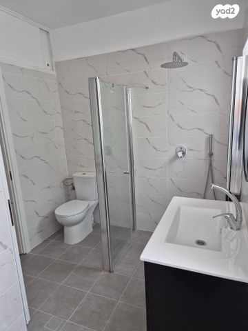 דירה, מנחם רצון 43, מחנה יהודה, פתח תקווה