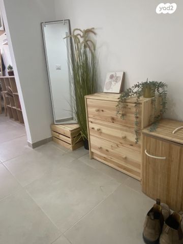 דירה, מירון 18, אורנים, מעלות תרשיחא