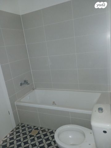 דירה, לאה גולדברג 6, צפון נס ציונה, נס ציונה