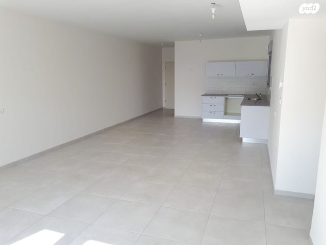 דירה, שדרות רובע יזרעאל 10, רובע יזרעאל סביוני העמק, עפולה