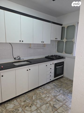 דירה, יוסף ברץ 18, נאות רחל, חולון