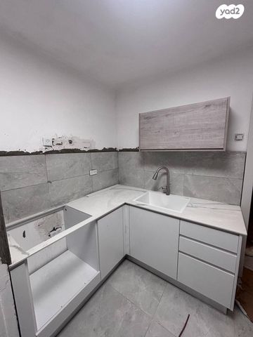 דירה, משעול הרקפת 10, גינות שומרון, קרני שומרון