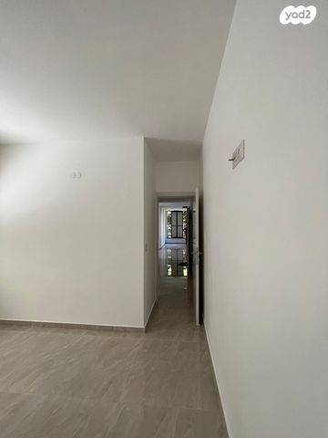 דירה, יריחו 23, קרית שרת מערב, חולון