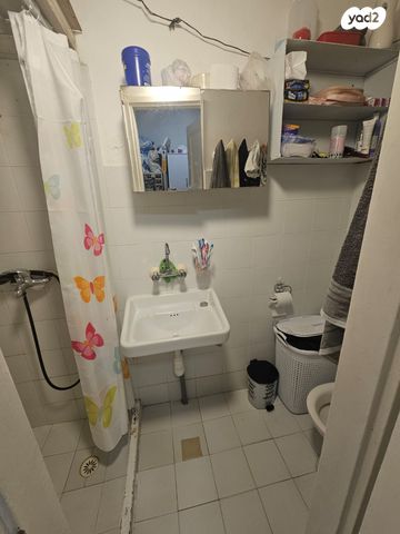 דירה, הגולן 13, רמת עמידר, רמת גן