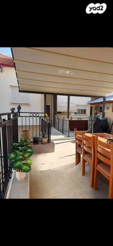 דופלקס, האצ"ל 156, שיכון ד', קרית שמונה