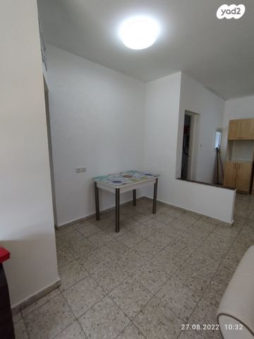 דירה, שדרות אליעזר בן יהודה 4, גולדה, אשקלון