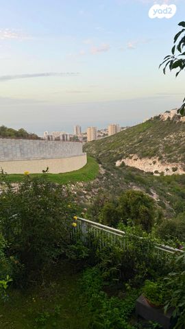 דירת גן, לבונה 12, כבאביר, חיפה