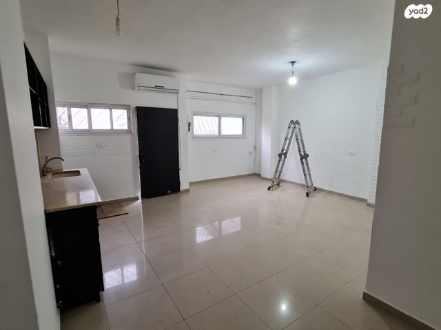 בית פרטי/ קוטג', בעל שם טוב 12, בן גוריון, אשקלון