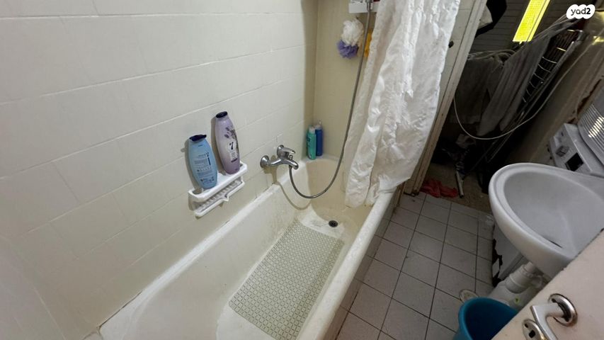 דירה, גולי קניה 21, רמת החייל, תל אביב יפו