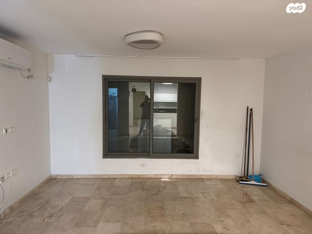 מרתף/ פרטר, הזמיר 9, המרכז, קרית אונו