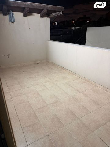 דירה, א.ד. גורדון 26, קרית אליעזר פרי, פתח תקווה