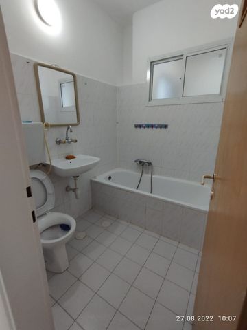 שדרות אליעזר בן יהודה 4