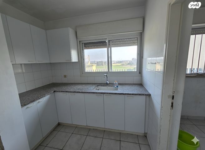 גג/ פנטהאוז, נהלל 4, הפארק - צפון ותיק, חדרה