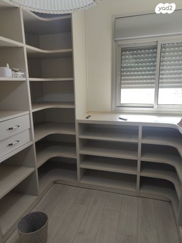 דירה, המרגנית 1, קרית אילון, חולון