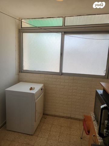 דירה, החסידה 10, שאר העיר, חצור הגלילית