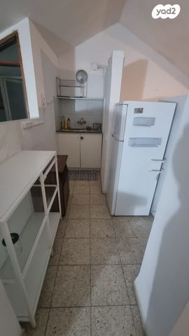 סטודיו/ לופט, חומה ומגדל 10, קרית חיים מזרחית, חיפה