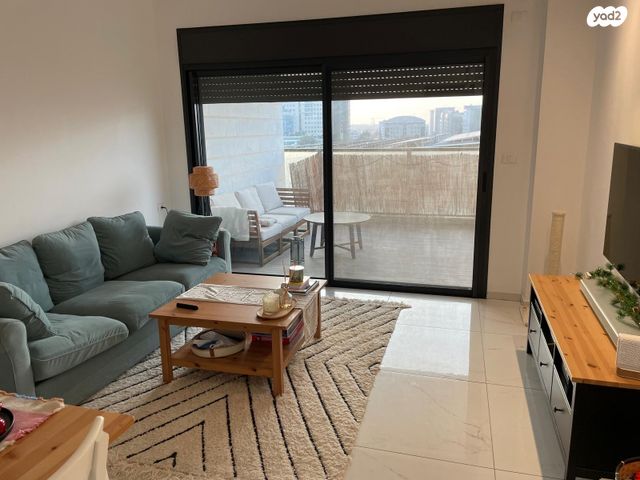 דירה, זטלר 16, כפר סבא הירוקה, כפר סבא