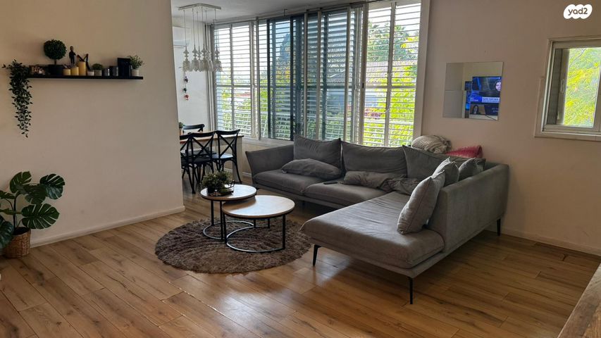 דירה, גולי קניה 21, רמת החייל, תל אביב יפו