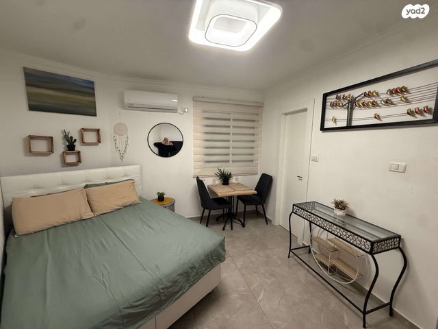 כיכר זהורית 2